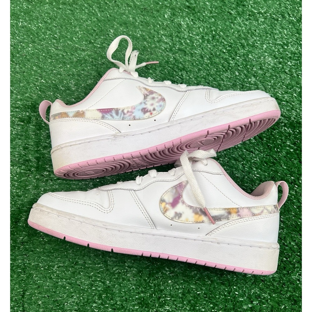 Nike Women’s White and Pink Low-Top Sneakers - Picture 3 of 8